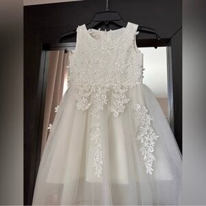 White flower girl dress